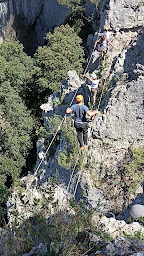 Photo n°4 de Alteo Nature - Canyoning Herault à Prades-le-Lez (Moniteur.rice d'escalade)