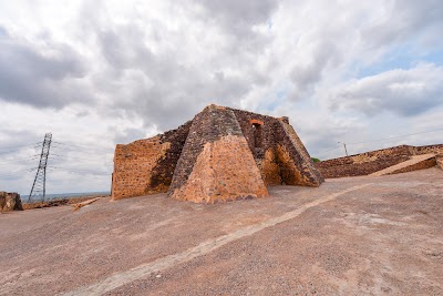 Photos of Fort Cambambe