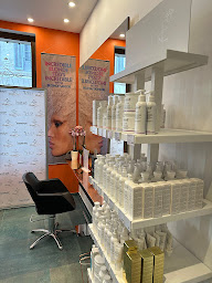 Photo n°5 de Liberté coiffure et beauté à Toulon (Salon de coiffure)