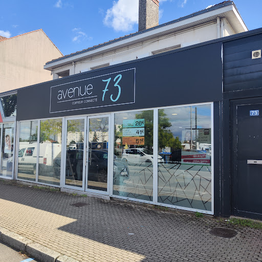 73 AVENUE REZE