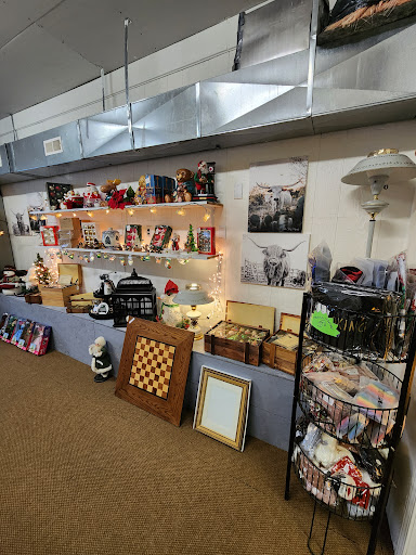 Lighthouse Antique Mall Too - Thumbnail