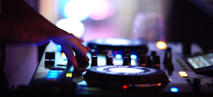 Photo n°25 de DJ Loic Lavilla à Bordeaux (Disc-jockey)