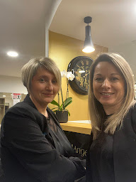 Photo n°10 de CHEVEUX D'ANGE PERRUQUES , TURBANS ROANNE , ACCOMPAGNEMENT CANCER à Pouilly-les-Nonains (Salon de coiffure)