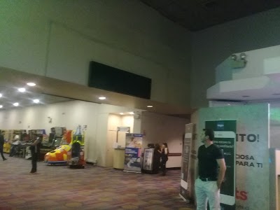 Photos of Cine Hoyts Arauco Maip&uacute;