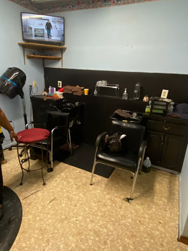 Pats Beauty Salon - Thumbnail