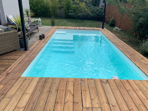 Photo n°22 de Bassin d'Eau - Piscines et SPA à Saint-Magne (Société de construction de piscine)