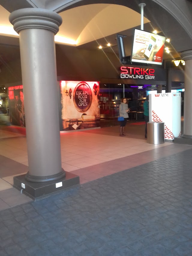 Strike Bowling Glen Waverley