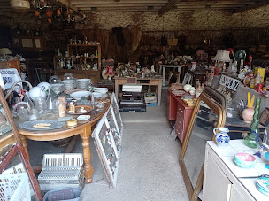 Photo n°19 de Bricabroc à Pradinas (Magasin d'antiquités)