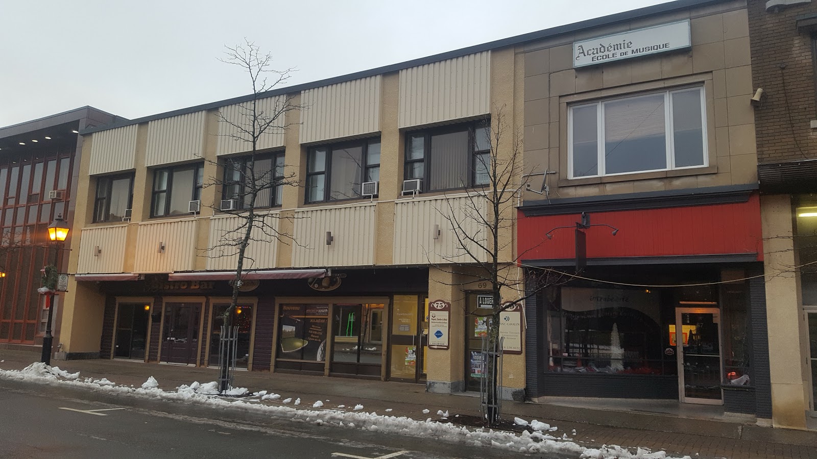 Bistro Le 77 Inc 77 Rue NotreDame Ouest, Thetford Mines Canadian