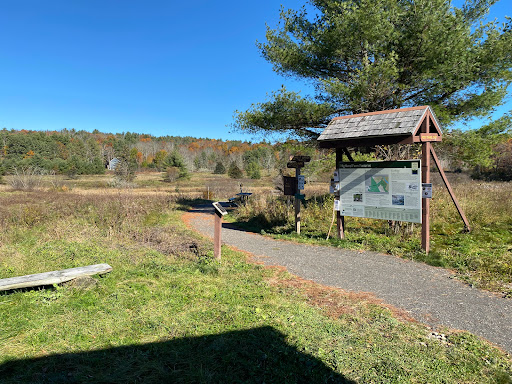 Highland Farm Preserve, Parking Lot
