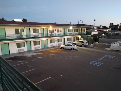 Photos of Travelers Beach Inn