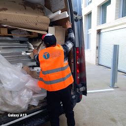 Photo n°15 de CTS Nett et débarras à Paris (Entreprise de nettoyage de vitres)