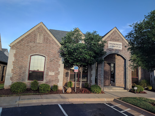 Greg McCracken & Associates