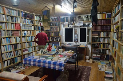 Photos of Livera K&uuml;t&uuml;phanesi