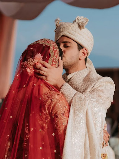 Balaji Farms sets the right mood for weddings and other big family moments. The place has wide op… post image