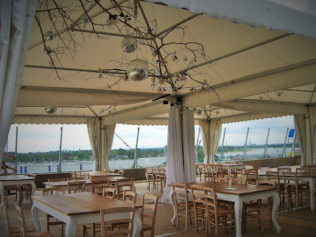 MonBerg - Eventlocation & Strandbar