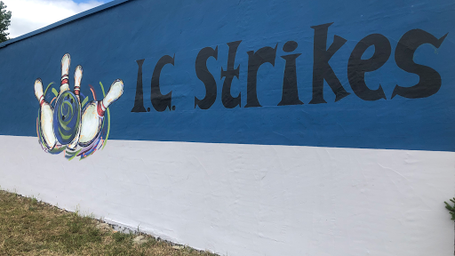 I C Strikes / Cedar Lanes Logo