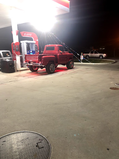 EXXON (Carlswood Food Mart) - Thumbnail