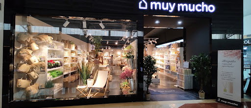 Tienda "Muy Mucho"