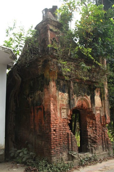 Photos of Bosh Bari Mondir