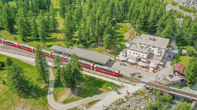 Hotel Morteratsch by null