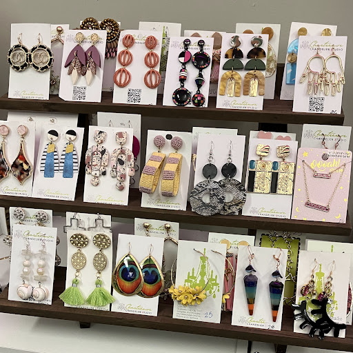 Chartreuse Chandelier Studio - Thumbnail