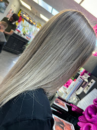 Photo n°6 de Tony Mathias Coiffure à Verdun (Salon de coiffure)