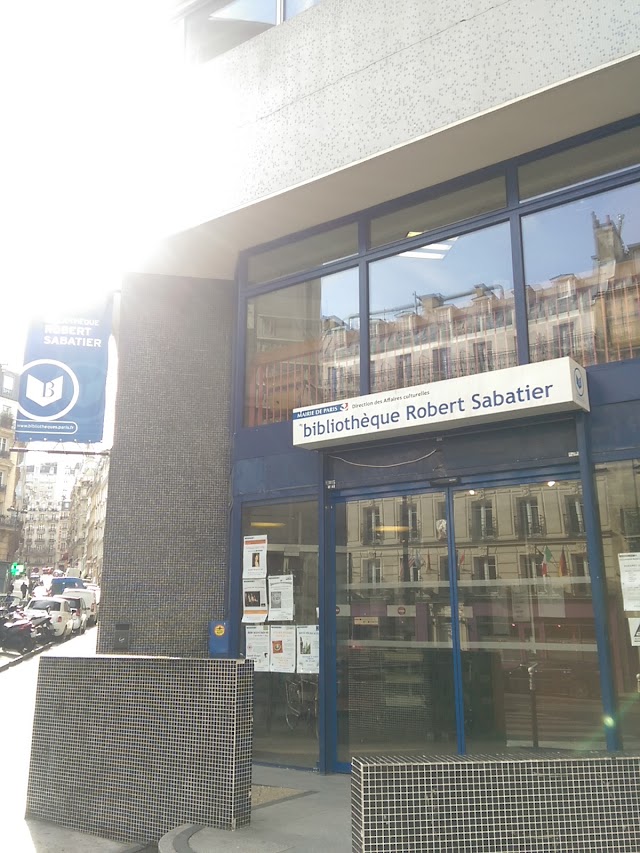 Bibliothèque Clignancourt