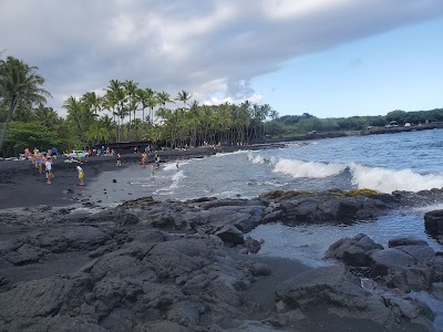 Punaluʻu Beach