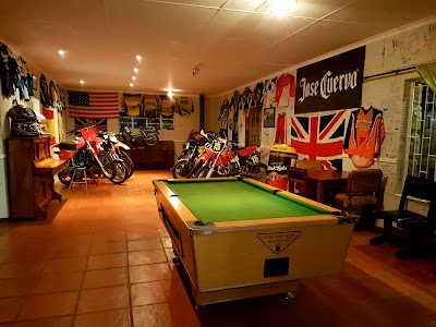 Photos of Highside Tavern