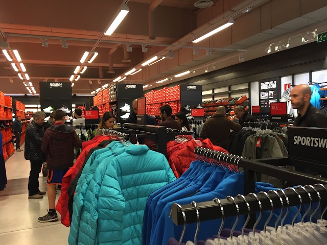 Nike Factory Store Madrid SSRR