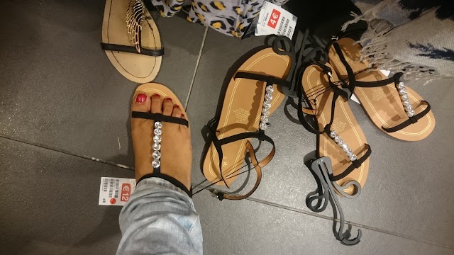 H&M