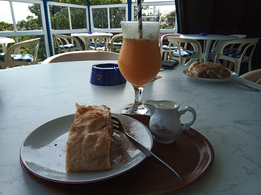 Café Golfstube - Thumbnail
