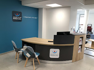 Photo n°3 de DISTRI CLUB MEDICAL Vonnas à Vonnas (Magasin de fauteuils roulants)