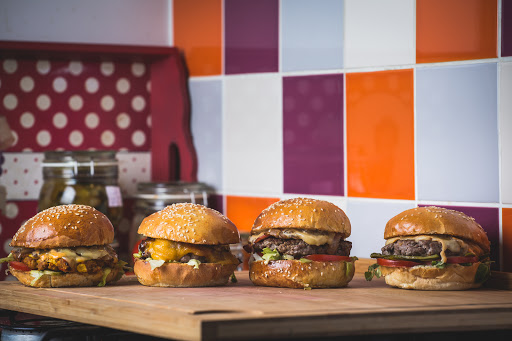 Photo 2 - Le Vintage Burger !