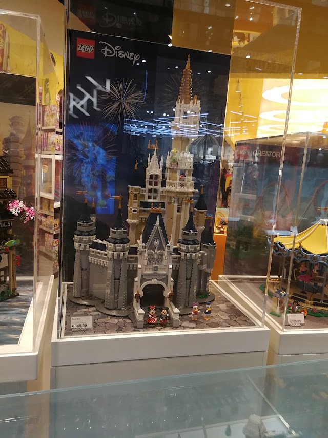 The LEGO® Store Lille