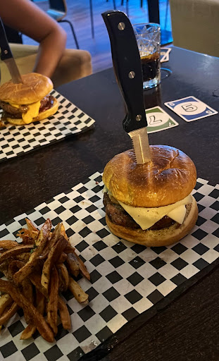 Monkey Garage Food N' Drinks - Thumbnail