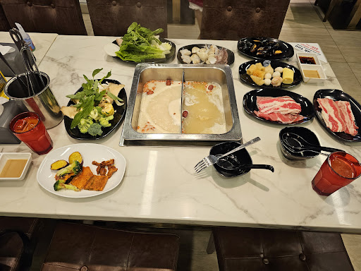GoroGoro Steamboat & Korean Buffet @ The Centrepoint - Thumbnail