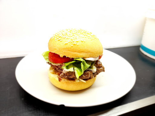 L'Agostinho Burgers Maison