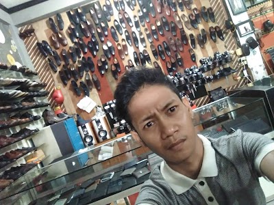 Shoe Store