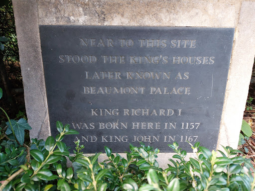 Beaumont Palace Commemorative Plaque - Thumbnail
