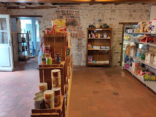 Photo n°14 de L'Epicerie du Centre à Vesdun (Épicerie)