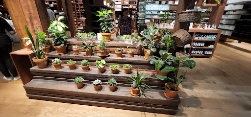 MUJI Portland - Thumbnail