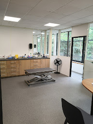 Photo n°56 de Clinique vétérinaire du Grand Morin - URGENCES VETERINAIRES - 7j/7 de 8h à 20h à Coulommiers (Clinique vétérinaire)