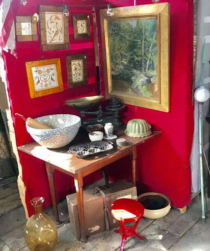 Penn's Farm Antiques & Other Treasures - Thumbnail