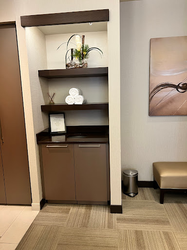 The Spa & Salon at the Golden Nugget - Thumbnail