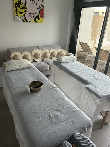 Corsica Massage - Thumbnail