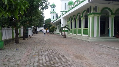Photos of Masjid Agung Al Badawi