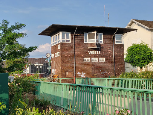 Weeze - Thumbnail
