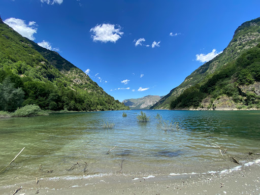 Area attrezzata La Piastra Gallery - Italy